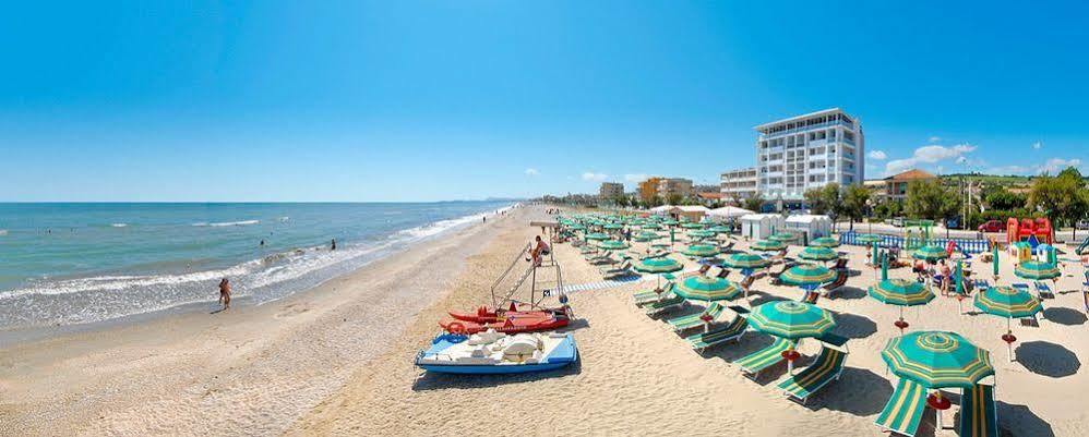 Hotel Atlantic Senigallia Ngoại thất bức ảnh